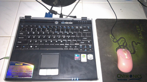 創(chuàng)意DIY：將筆記本大卸八塊做成臺(tái)式機(jī)！