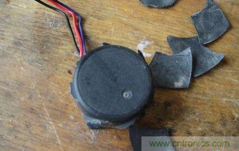 創(chuàng)意DIY！迷你風(fēng)力發(fā)電機(jī)！