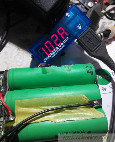 一拆便知！移動電源充電電流如何改造？