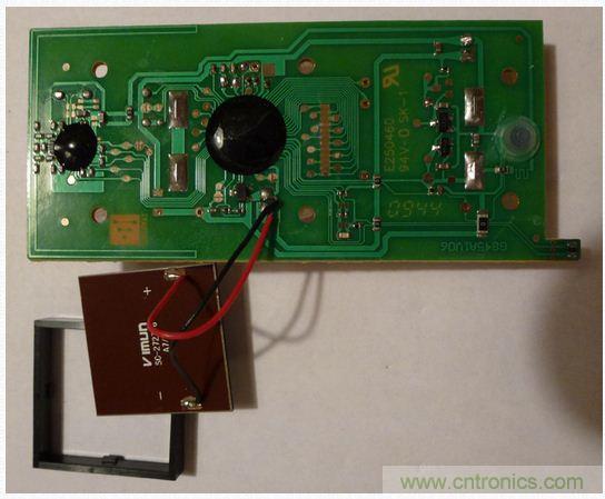圖6：太陽能電池反面。