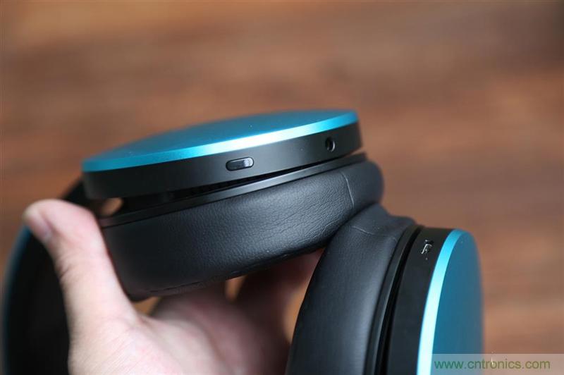 頭條哥的夢想之作！FIIL耳機能讓汪峰上頭條否？