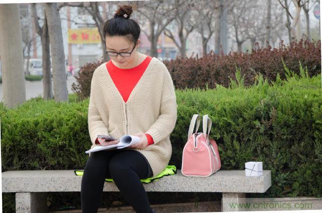 洛斐創(chuàng)意藍(lán)牙音箱，光與建筑點(diǎn)綴生活