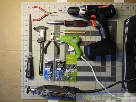 廢舊收音機(jī)如何變身成酷炫機(jī)器人？