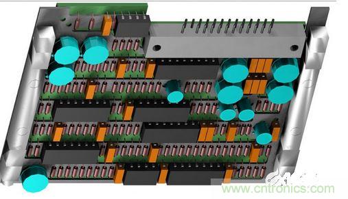 F-16戰(zhàn)斗機的雷達干擾裝置PCB，在所有的零組件下方有一個鋁制散熱器；千萬別讓機械工程師為了散熱器設計而自作主張布局PCB，以免犧牲電子能。