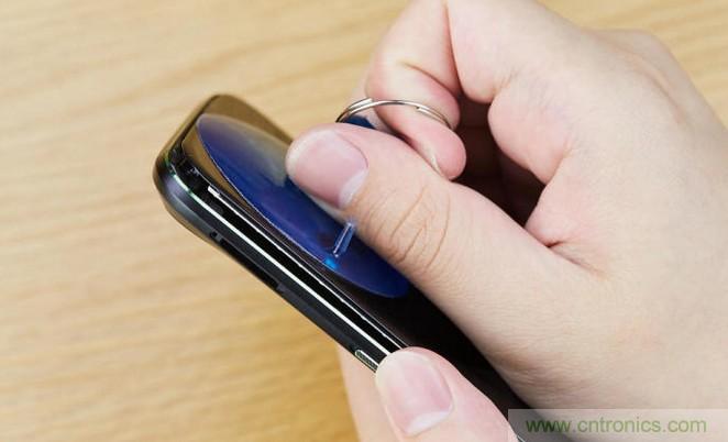 拆解黑鯊手機(jī)：多級(jí)直觸一體式液冷系統(tǒng)有什么門道？