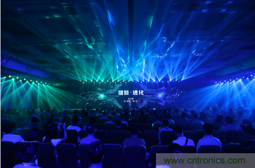 打破認知！ITOO EDGE 5革命性智能中控上市在即，智能引擎如何為住宅注入智能化動力