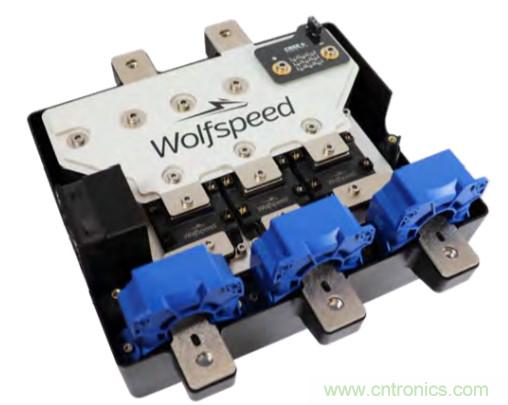新型SiC功率模塊以之Si IGBT，在更小的封裝內提供更高的功率密度