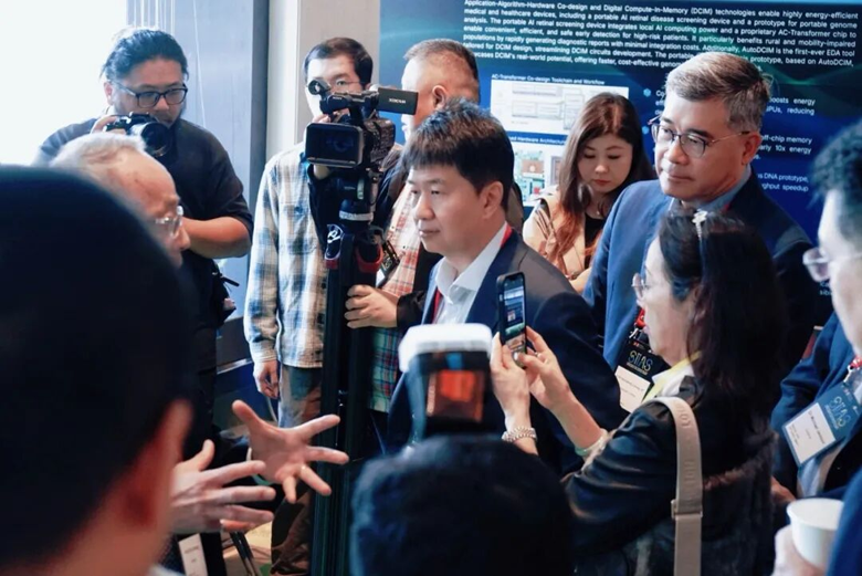 聚焦AI時代“芯”動力，安謀科技亮相香港國際半導(dǎo)體峰會，與全球領(lǐng)袖同場論道